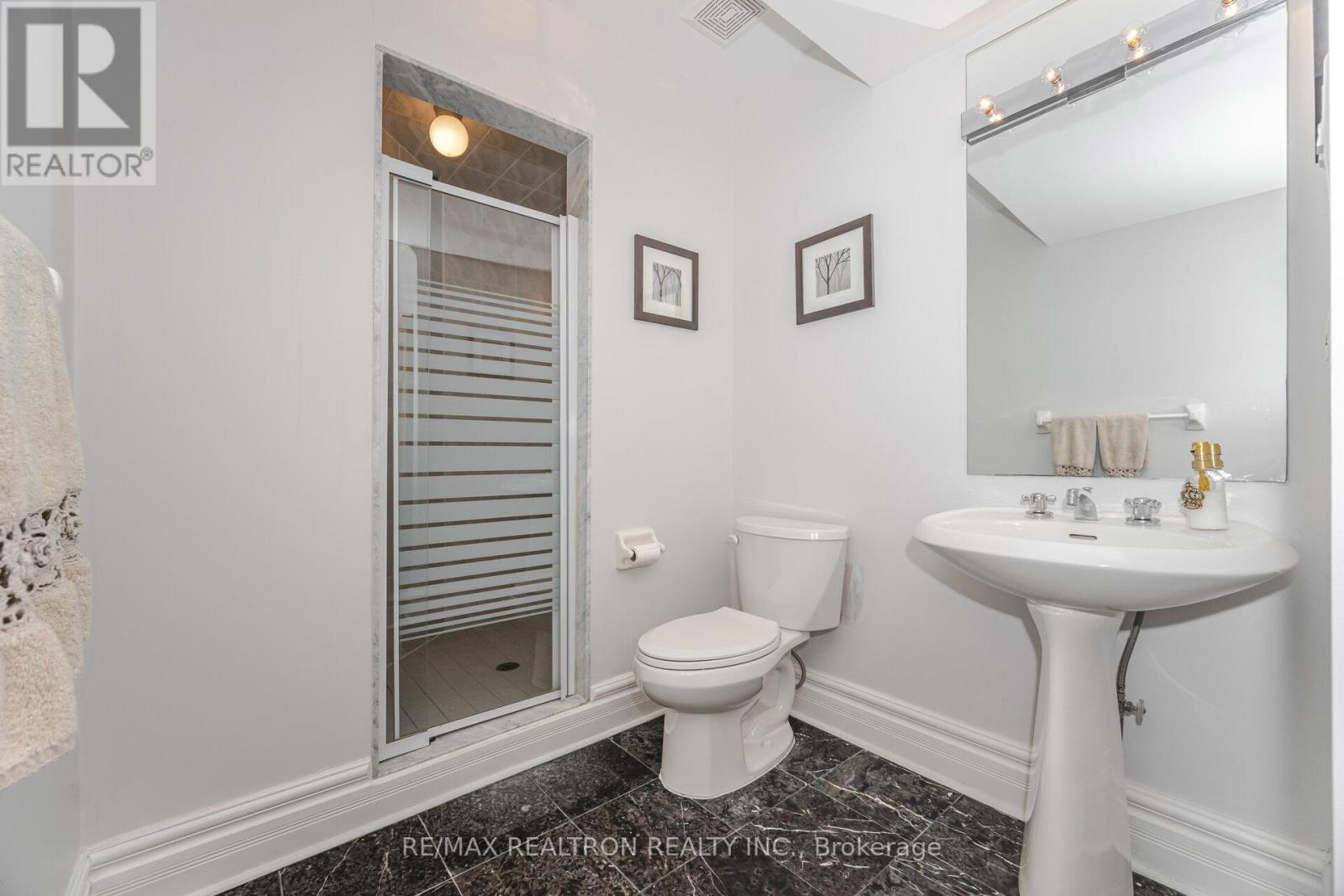 95 Loch Erne Lane, King, Ontario  L0G 1N0 - Photo 42 - N13171522