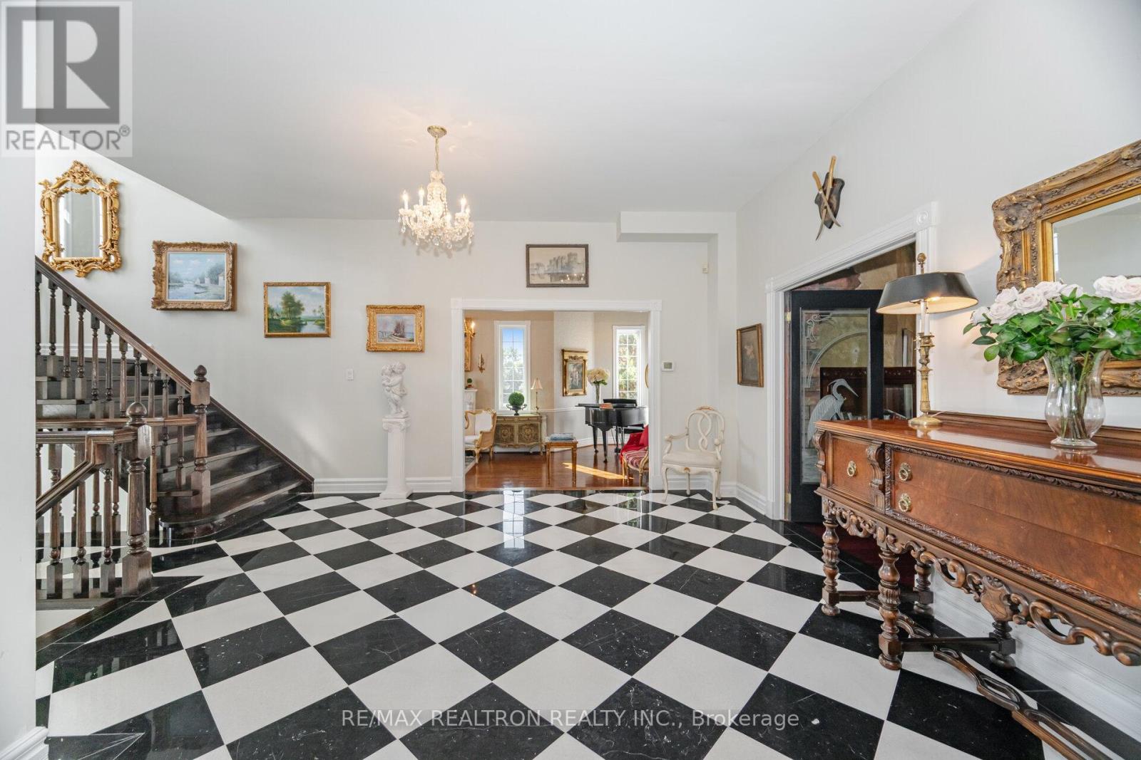 95 Loch Erne Lane, King, Ontario  L0G 1N0 - Photo 9 - N13171522