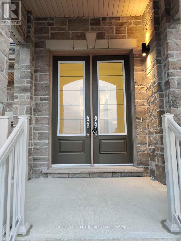 237 Danny Wheeler Boulevard, Georgina, Ontario  L4P 0J8 - Photo 2 - N13171538