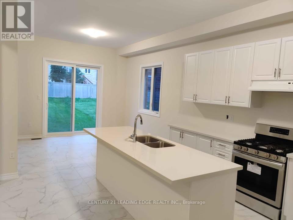 237 Danny Wheeler Boulevard, Georgina, Ontario  L4P 0J8 - Photo 4 - N13171538