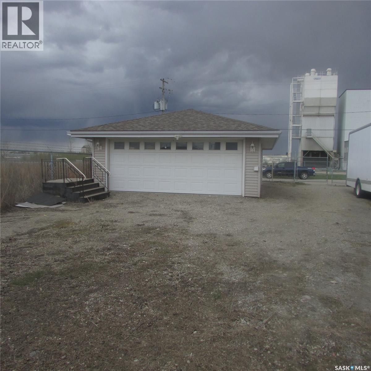 1841 Mcdonald Street, Regina, Saskatchewan  S4N 7A2 - Photo 9 - SK036030