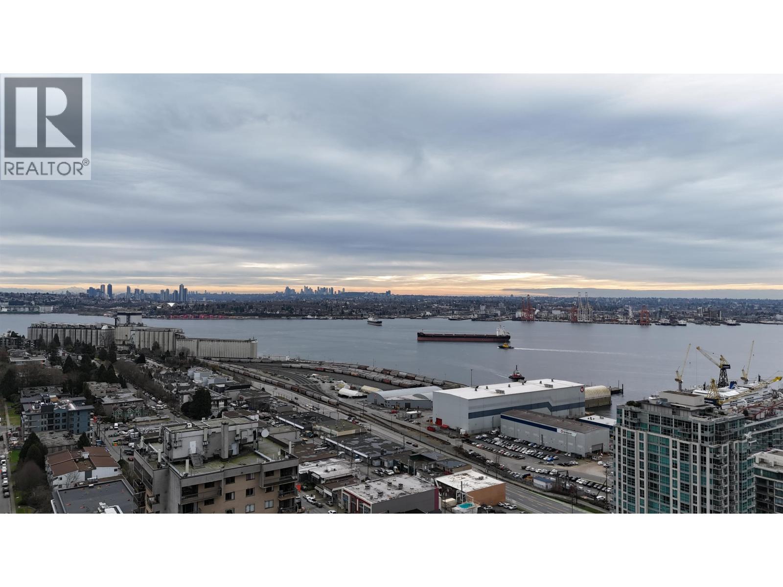 204 155 E 3rd Street, North Vancouver, British Columbia  V7L 1E5 - Photo 21 - R3090125