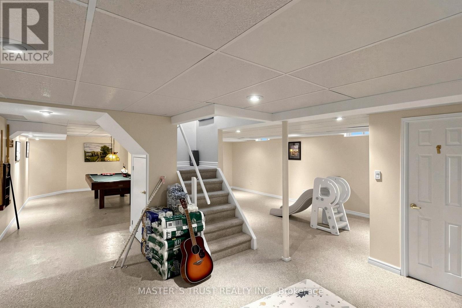 670 Leslie Valley Drive, Newmarket, Ontario  L3Y 7J5 - Photo 41 - N13162078
