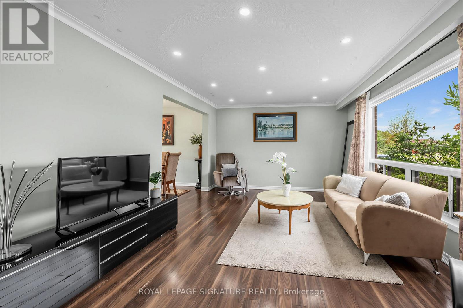 7258 Vernor Drive, Mississauga, Ontario  L4T 2P4 - Photo 6 - W13168508
