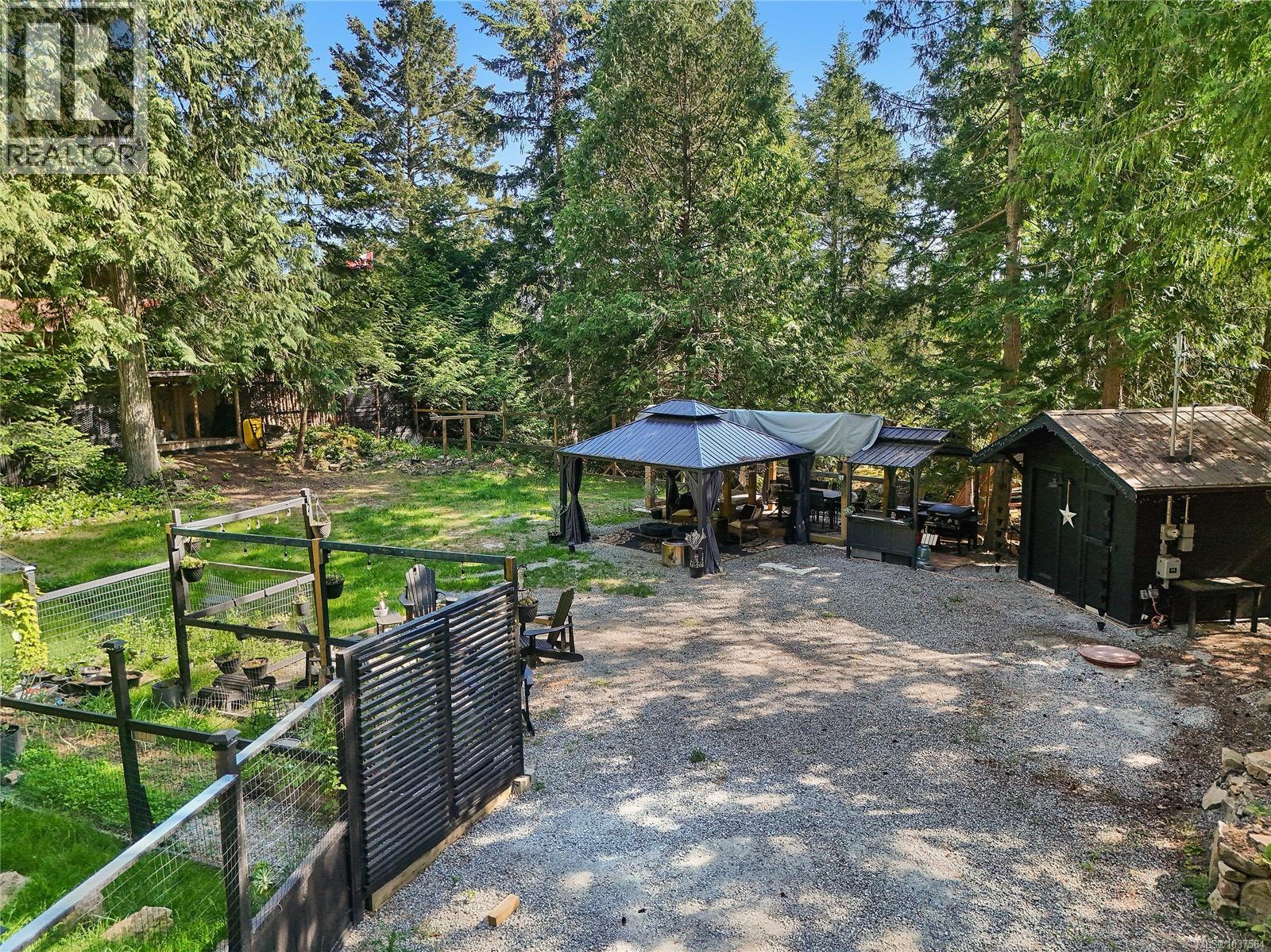506 Bluff Way, Mayne Island, British Columbia  V0N 2J2 - Photo 2 - 1037584