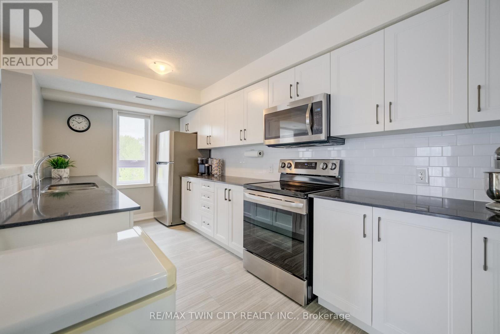 #b7 - 361 Lancaster Street W, Kitchener, Ontario  N2H 0C1 - Photo 11 - X13171456