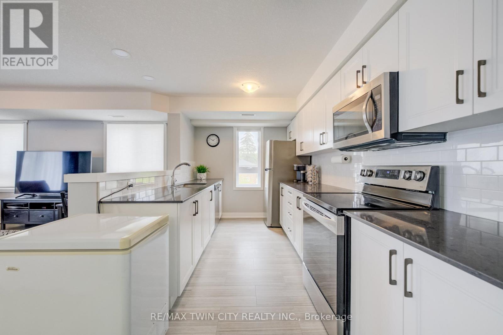 #b7 - 361 Lancaster Street W, Kitchener, Ontario  N2H 0C1 - Photo 12 - X13171456