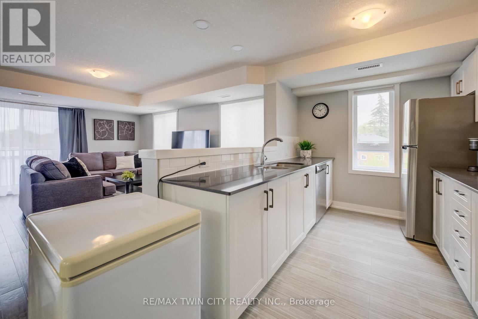 #b7 - 361 Lancaster Street W, Kitchener, Ontario  N2H 0C1 - Photo 13 - X13171456