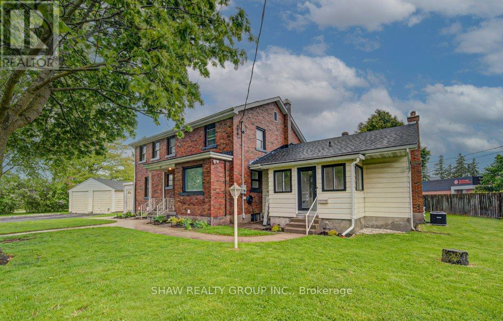 128 Pollock Avenue, Cambridge, Ontario  N1R 2C3 - Photo 2 - X13171482