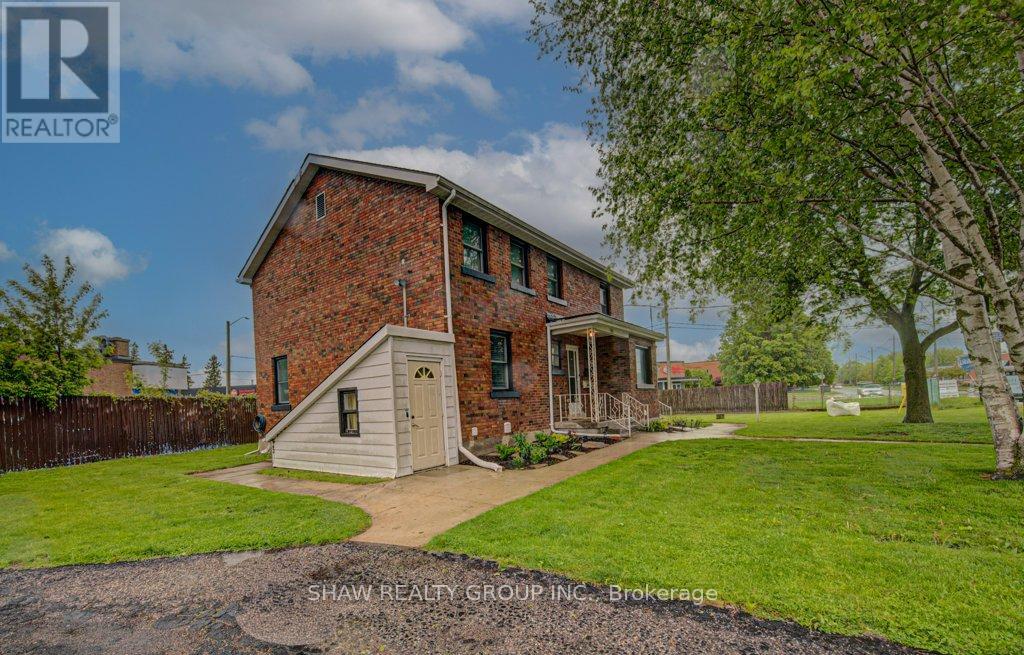 128 Pollock Avenue, Cambridge, Ontario  N1R 2C3 - Photo 4 - X13171482