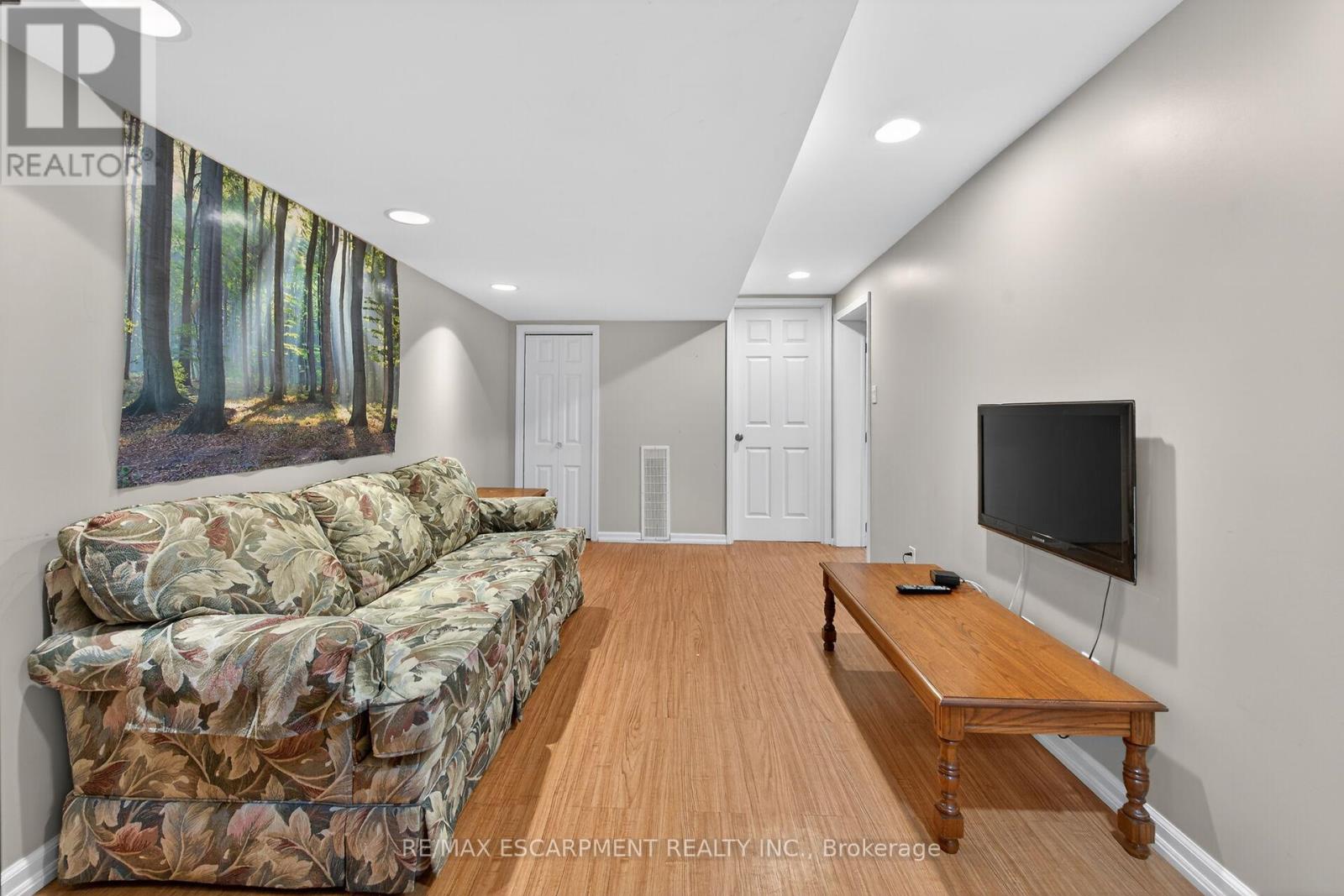 31 Larchwood Drive, St. Catharines, Ontario  L2T 2H4 - Photo 34 - X13171488