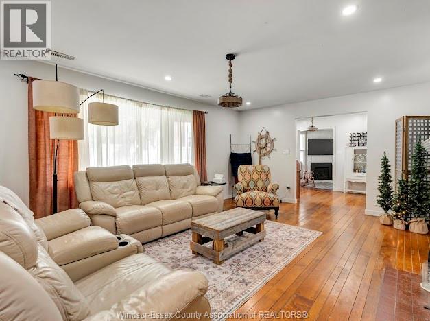 312 Coronado Drive, Tecumseh, Ontario  N8N 2E4 - Photo 6 - 26012102
