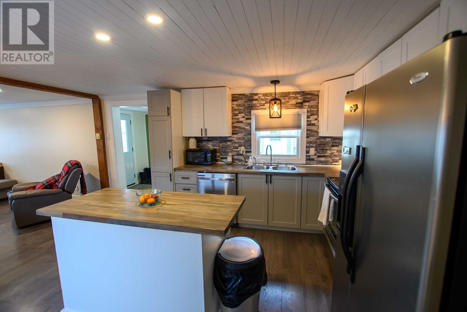 4027 Harrie Lake Drive, Labrador City, Newfoundland & Labrador  A2V 2S5 - Photo 24 - 1297796
