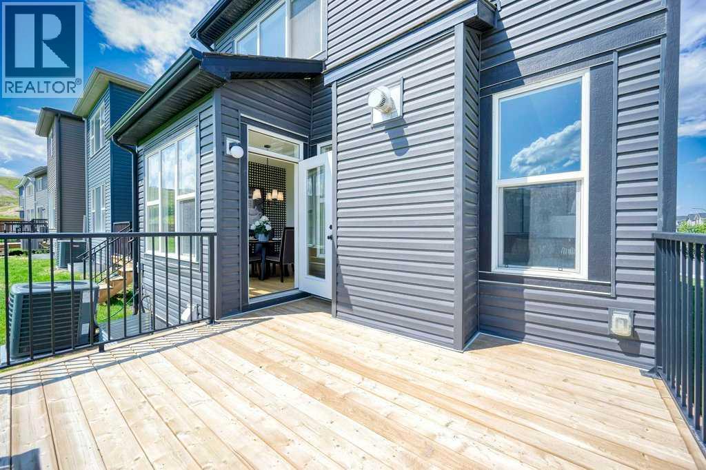 103 Wolf Creek Rise SE, Calgary, Alberta  T2X 4Z2 - Photo 17 - A2275919