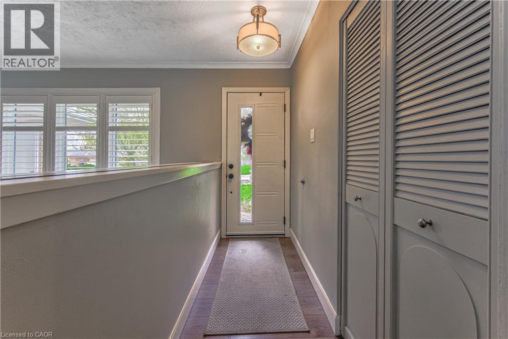 74 Leaside Place, Waterloo, Ontario  N2J 2N5 - Photo 4 - 40828896