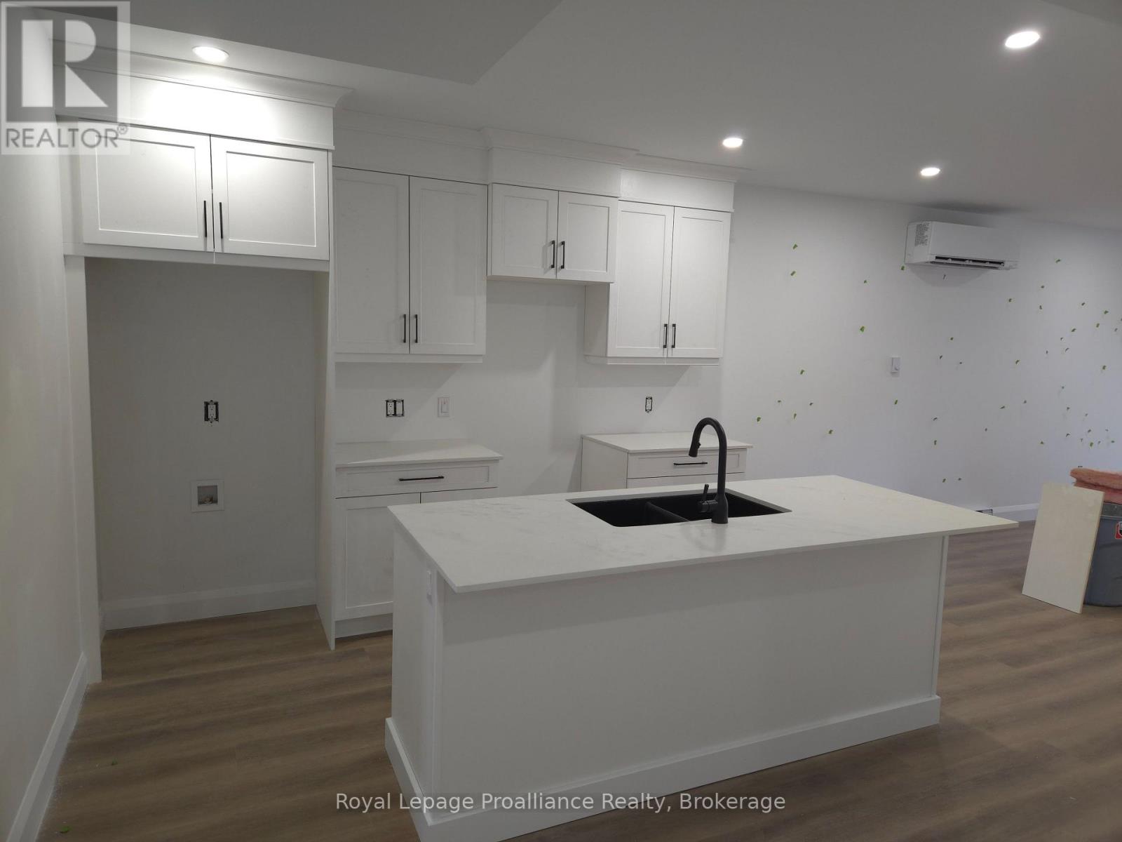 Lower - 90 Lywood Street, Belleville, Ontario  K0K 1K0 - Photo 6 - X13171580