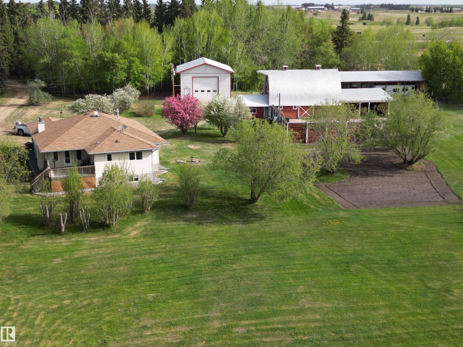 474073 Rge Road 242, Rural Wetaskiwin County, Alberta  T0C 1Z0 - Photo 2 - E4486046