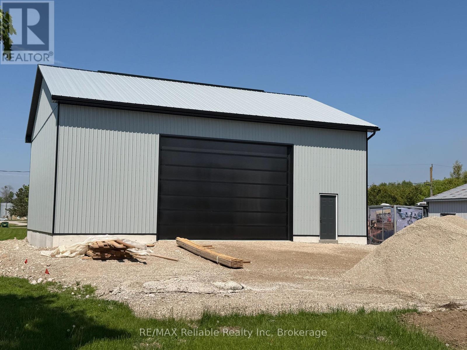 28 Birch Street, Huron East, Ontario  N0K 1W0 - Photo 1 - X13171664