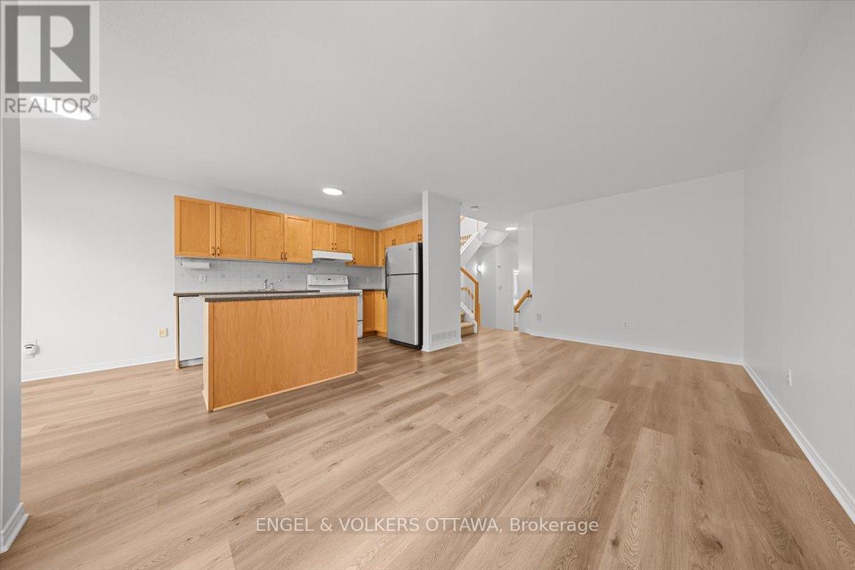 348 Hillsboro Private, Ottawa, Ontario K2M 3B1 - Photo 14 - X13171648