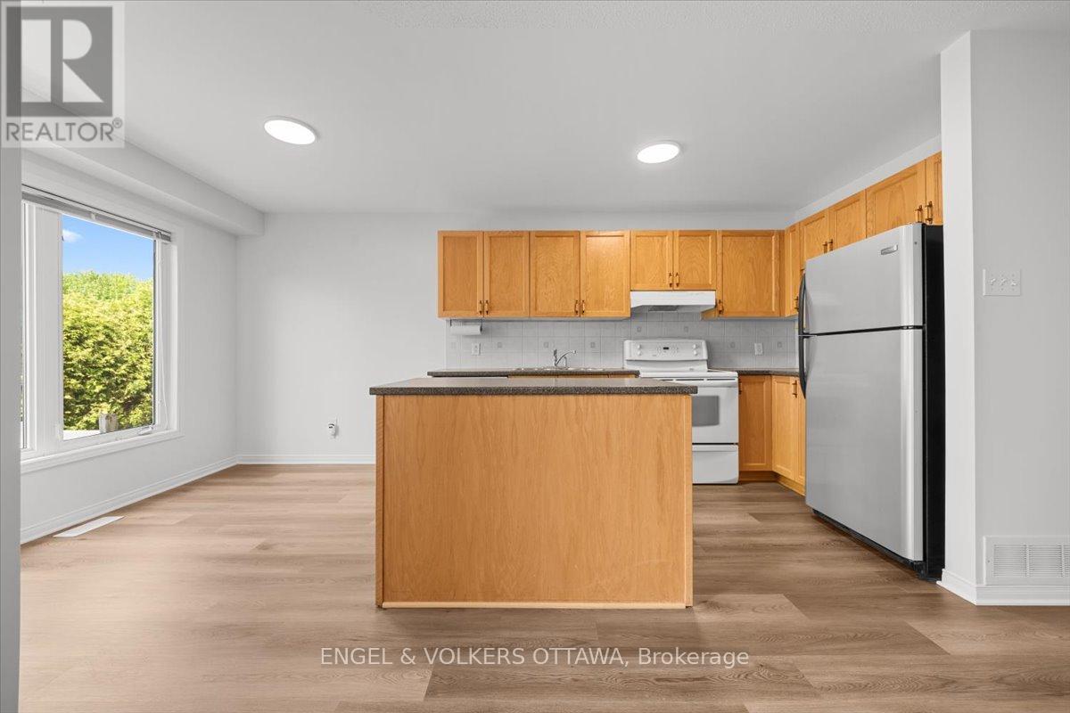 348 Hillsboro Private, Ottawa, Ontario K2M 3B1 - Photo 15 - X13171648