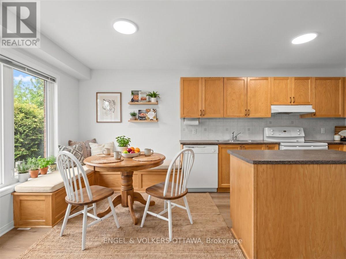 348 Hillsboro Private, Ottawa, Ontario K2M 3B1 - Photo 16 - X13171648