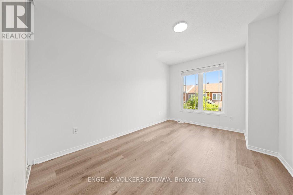 348 Hillsboro Private, Ottawa, Ontario K2M 3B1 - Photo 26 - X13171648