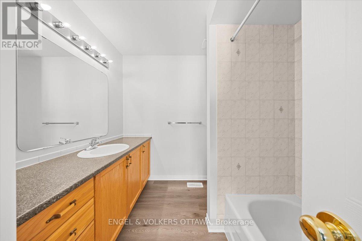 348 Hillsboro Private, Ottawa, Ontario K2M 3B1 - Photo 30 - X13171648