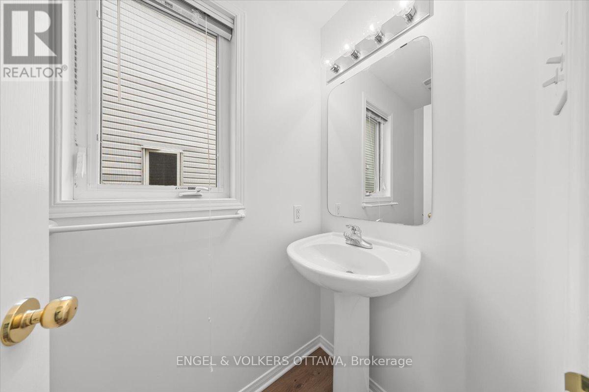 348 Hillsboro Private, Ottawa, Ontario K2M 3B1 - Photo 6 - X13171648
