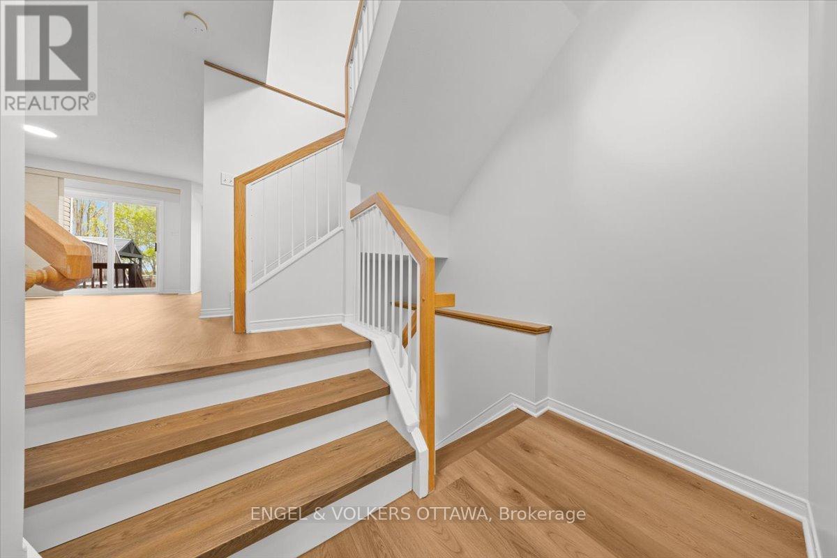 348 Hillsboro Private, Ottawa, Ontario K2M 3B1 - Photo 7 - X13171648