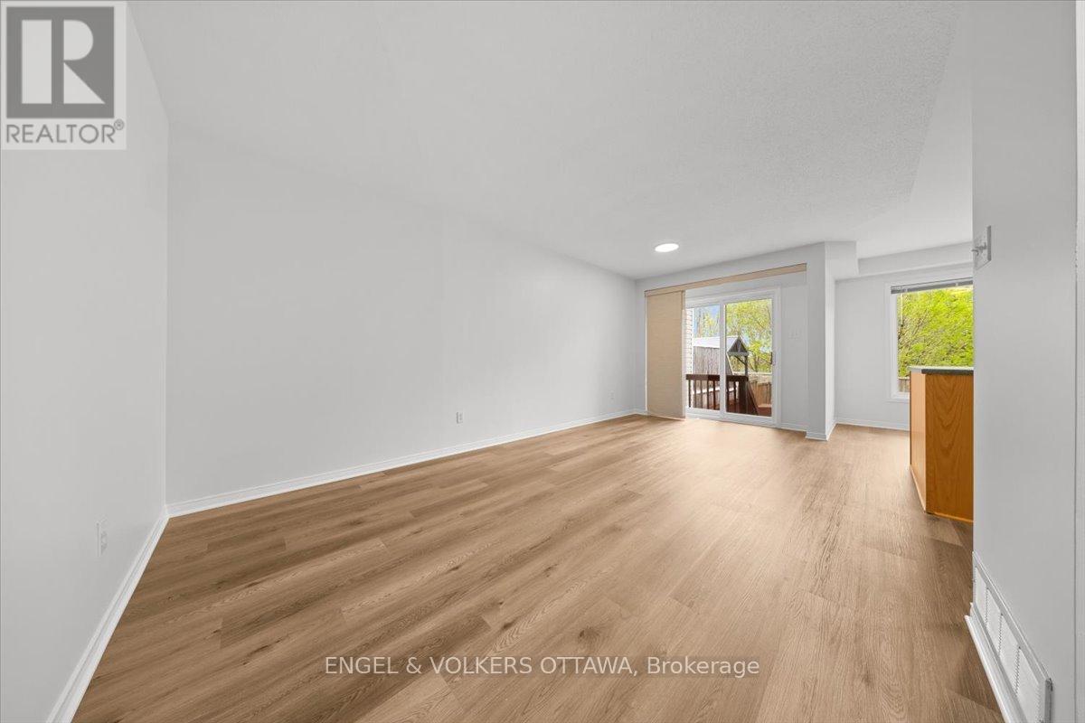 348 Hillsboro Private, Ottawa, Ontario K2M 3B1 - Photo 8 - X13171648