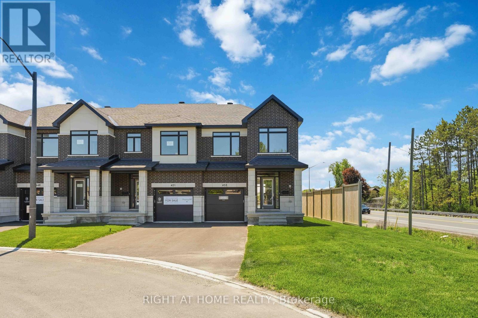 453 HARESFIELD COURT, Ottawa, Ontario