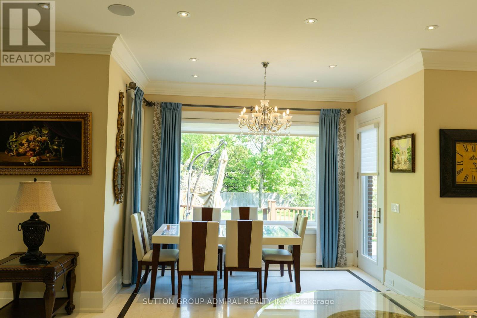 24 Wedgewood Drive, Toronto, Ontario  M2M 2H3 - Photo 17 - C13171642