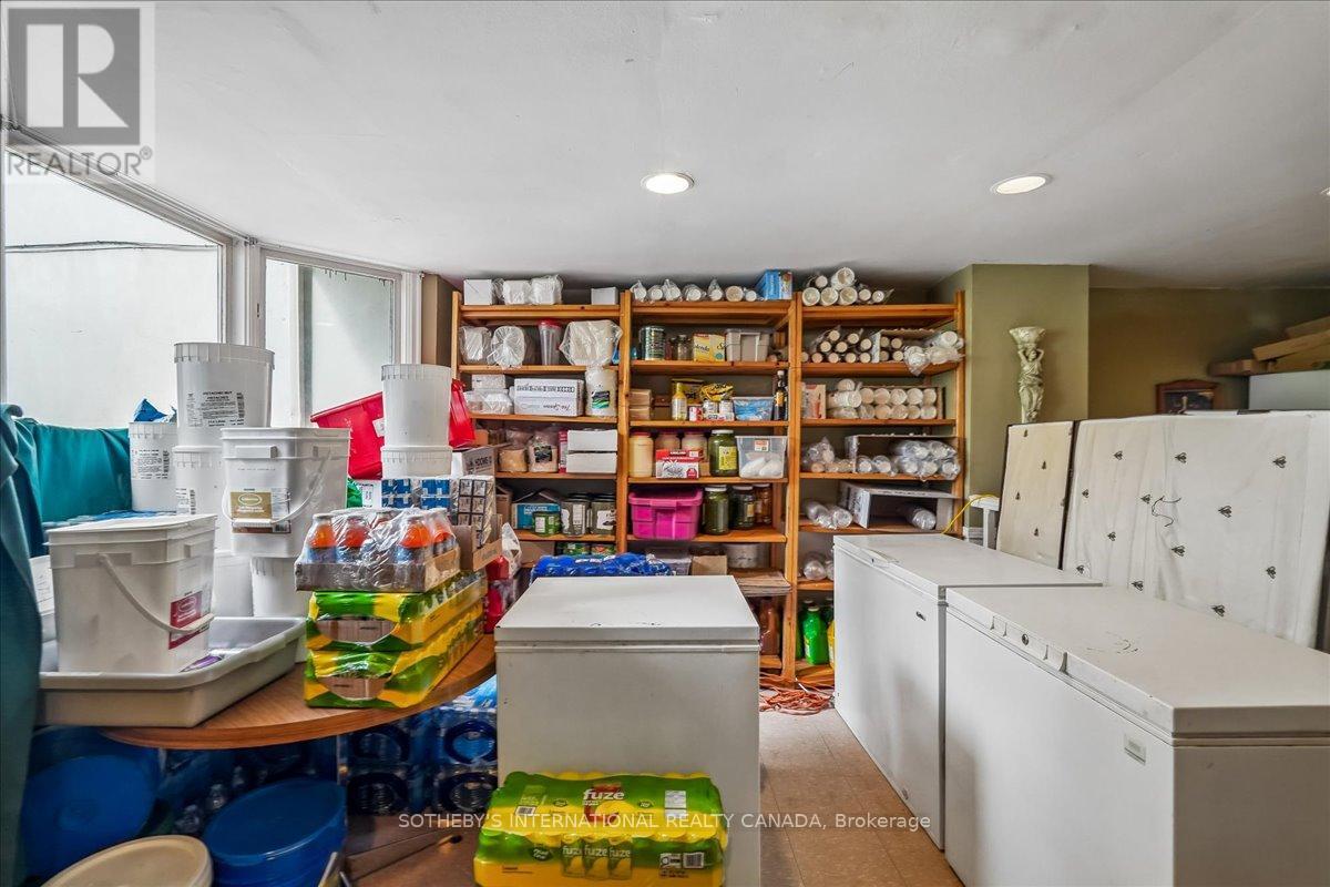 161 Winchester Street, Toronto, Ontario  M4X 1B5 - Photo 10 - C13171750