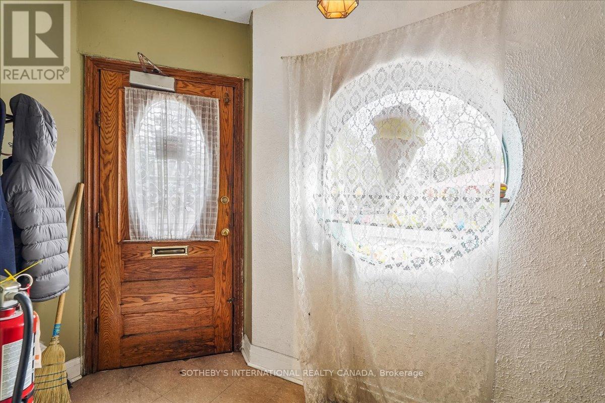 161 Winchester Street, Toronto, Ontario  M4X 1B5 - Photo 5 - C13171750