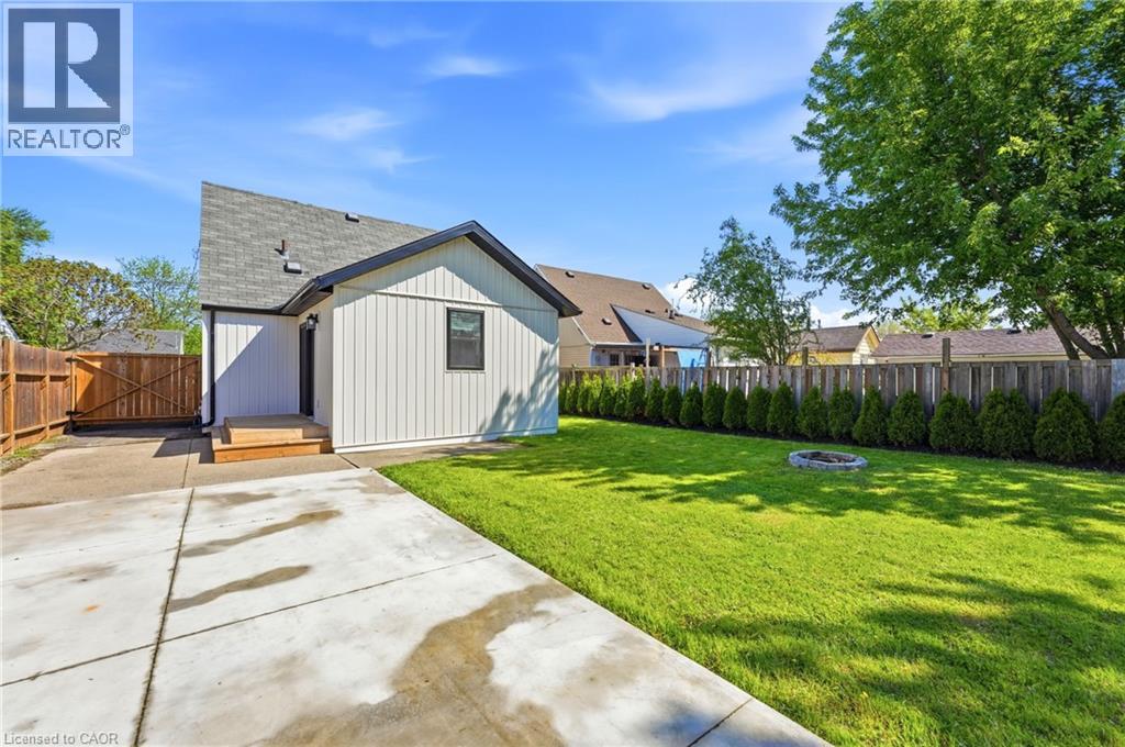 12 Beverly Street, St. Catharines, Ontario  L2P 2K1 - Photo 28 - 40831069