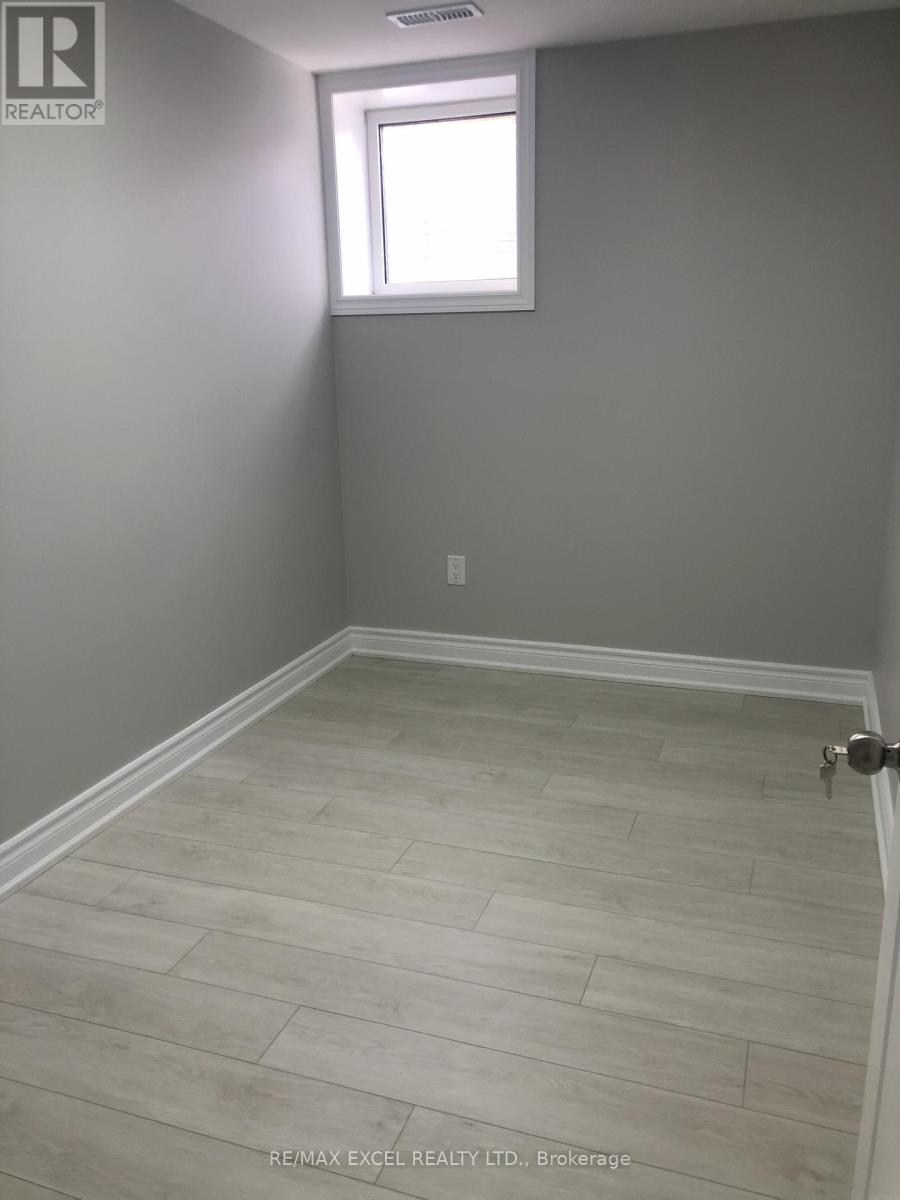Bsmt # 2 - 13 Kilmarnock Crescent, Whitby, Ontario  L1P 0E8 - Photo 9 - E13171566