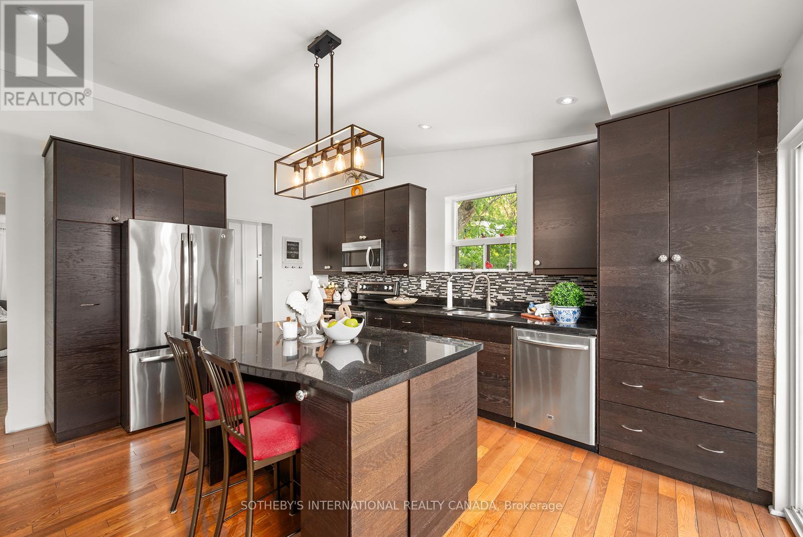 2 Winston Avenue, Toronto, Ontario  M1N 1W3 - Photo 21 - E13171612