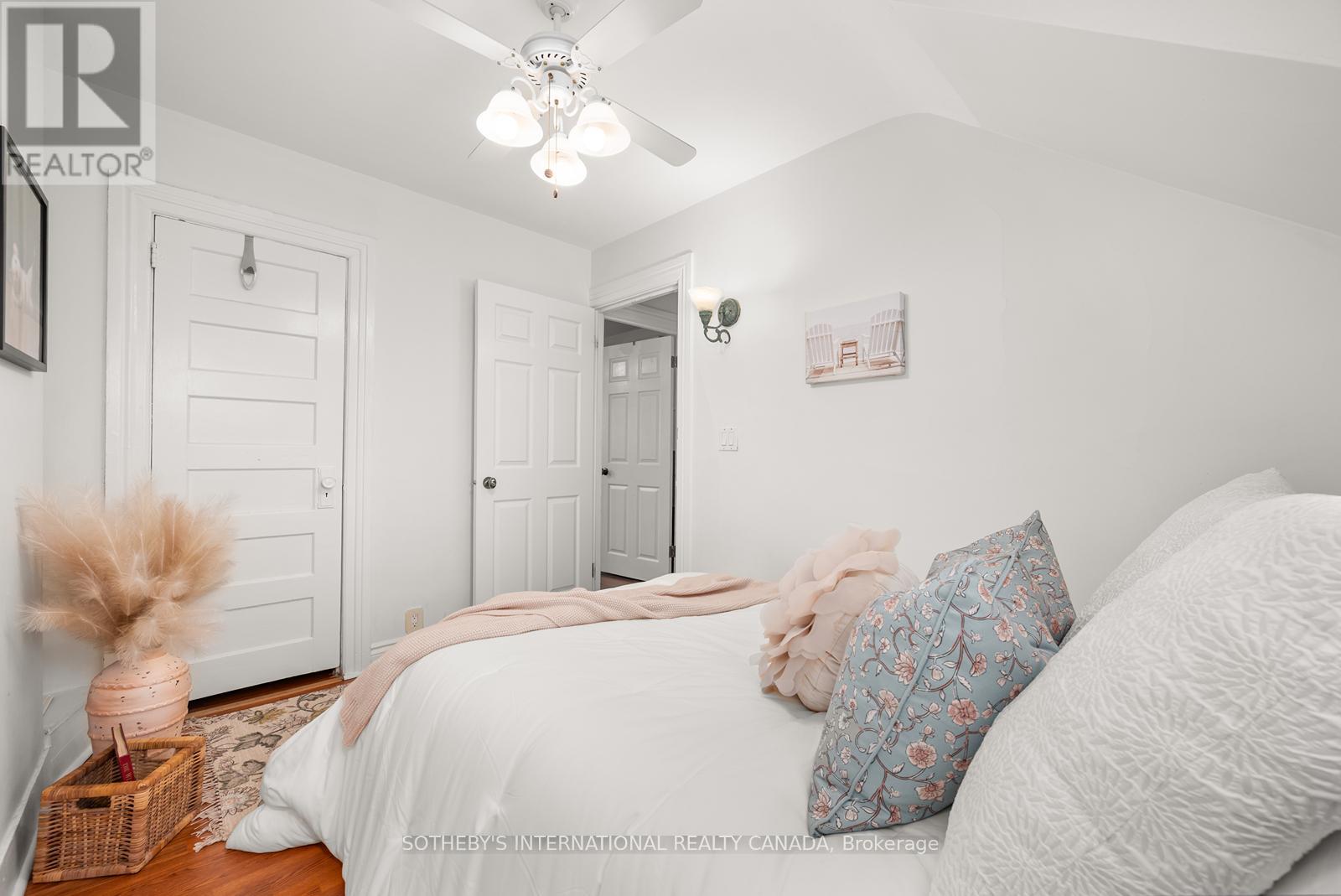 2 Winston Avenue, Toronto, Ontario  M1N 1W3 - Photo 33 - E13171612