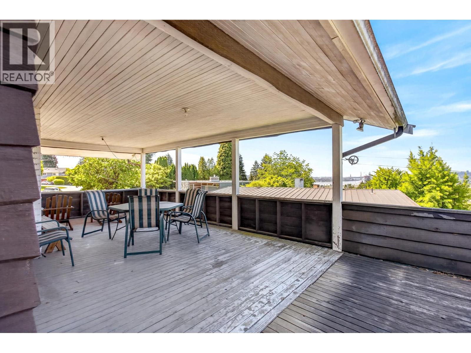 256 Rossmore Court, Coquitlam, British Columbia  V3K 5H3 - Photo 32 - R3127226