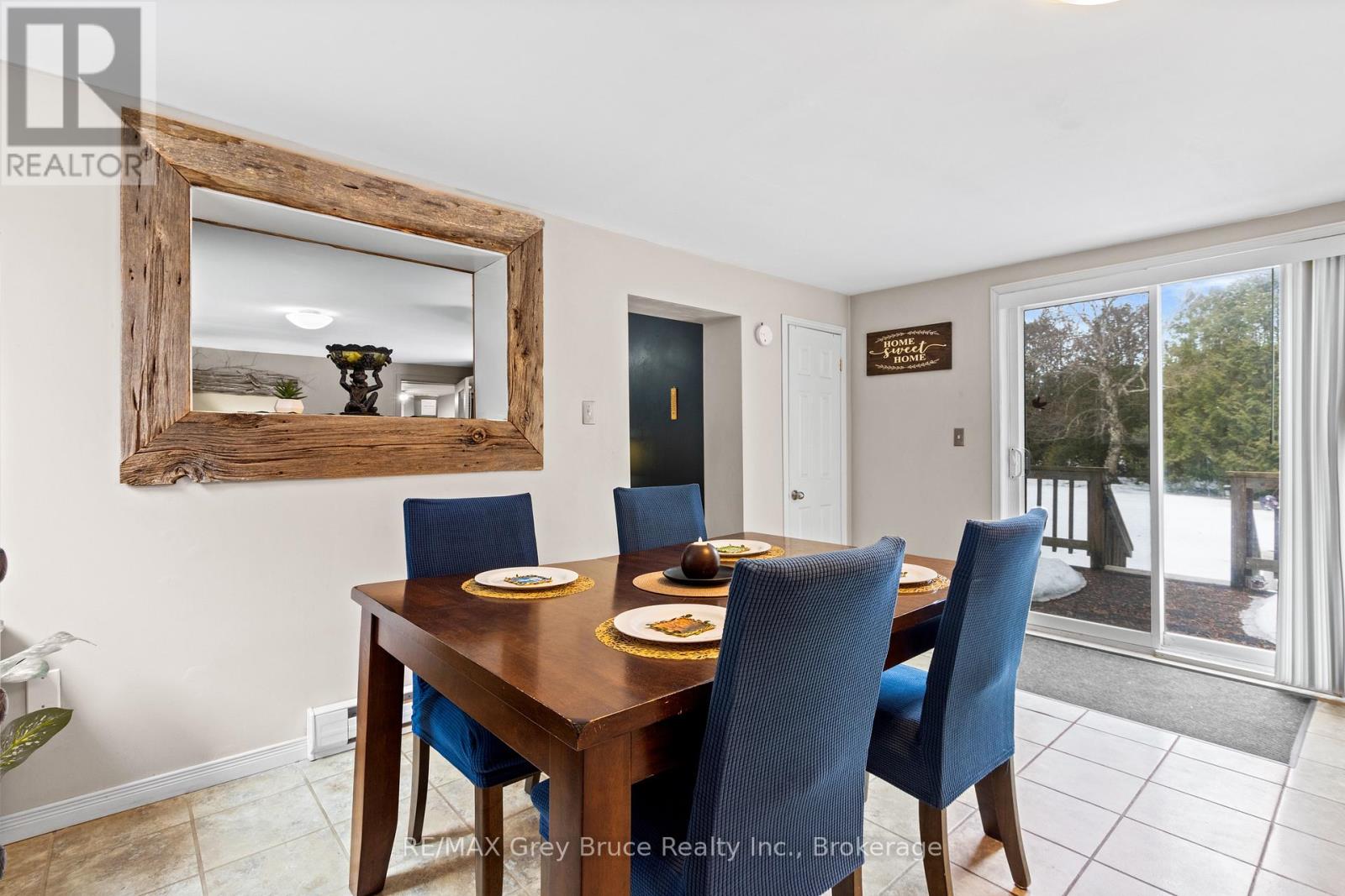1201 Highway 6, South Bruce Peninsula, Ontario  N0H 1X0 - Photo 11 - X12877320
