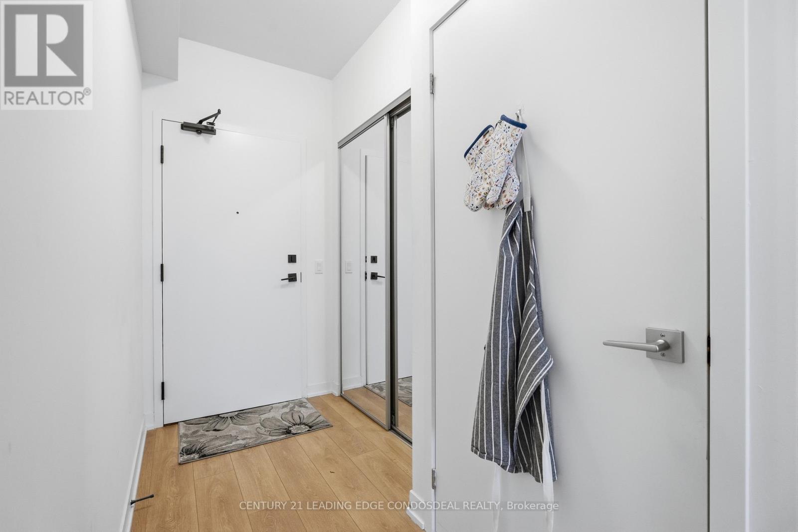 1803 - 474 Caldari Road, Vaughan, Ontario  L4K 0R5 - Photo 6 - N13171632