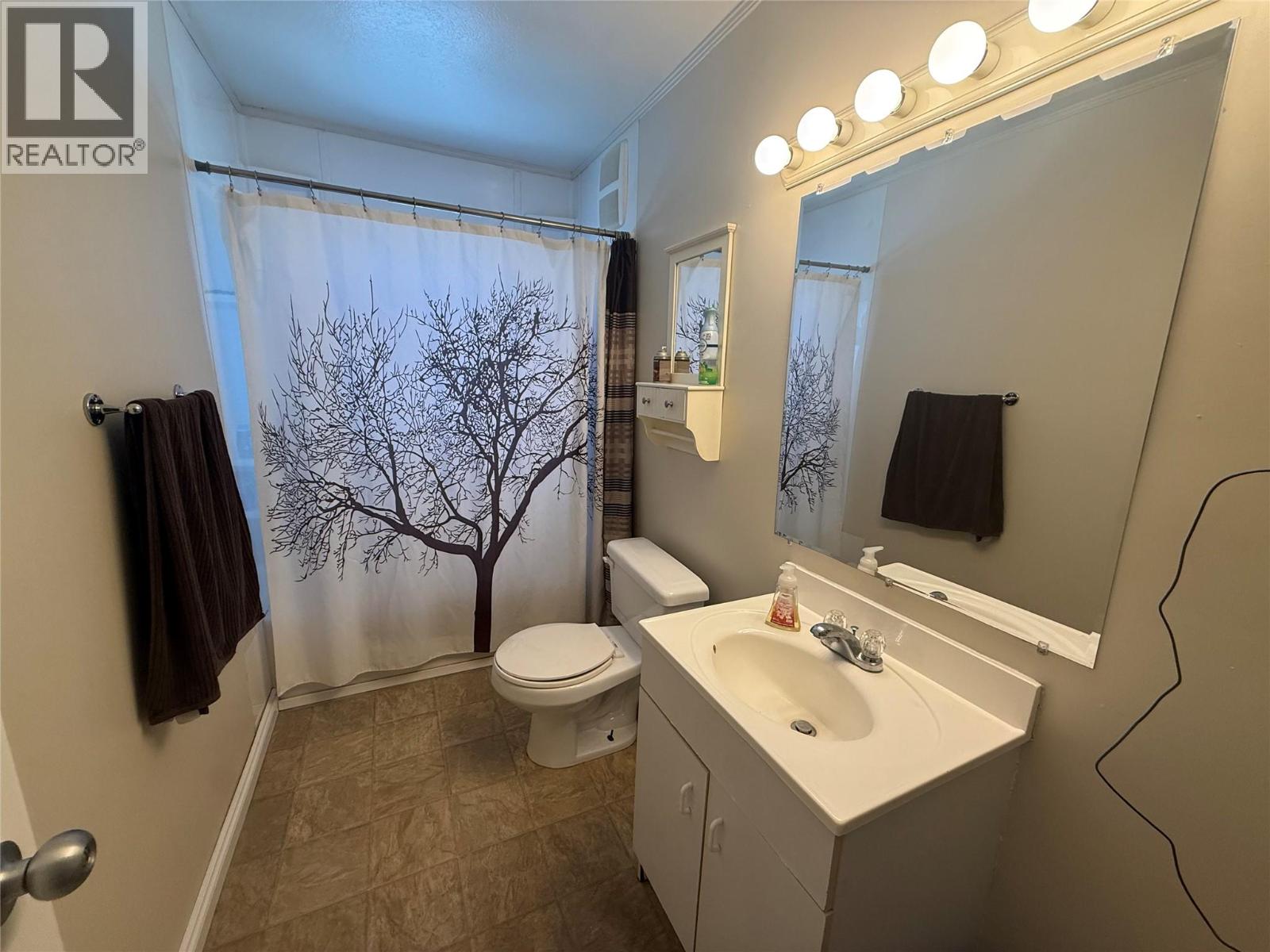 9008/9010 8 Street, Dawson Creek, British Columbia  V1G 3N2 - Photo 7 - 10376000