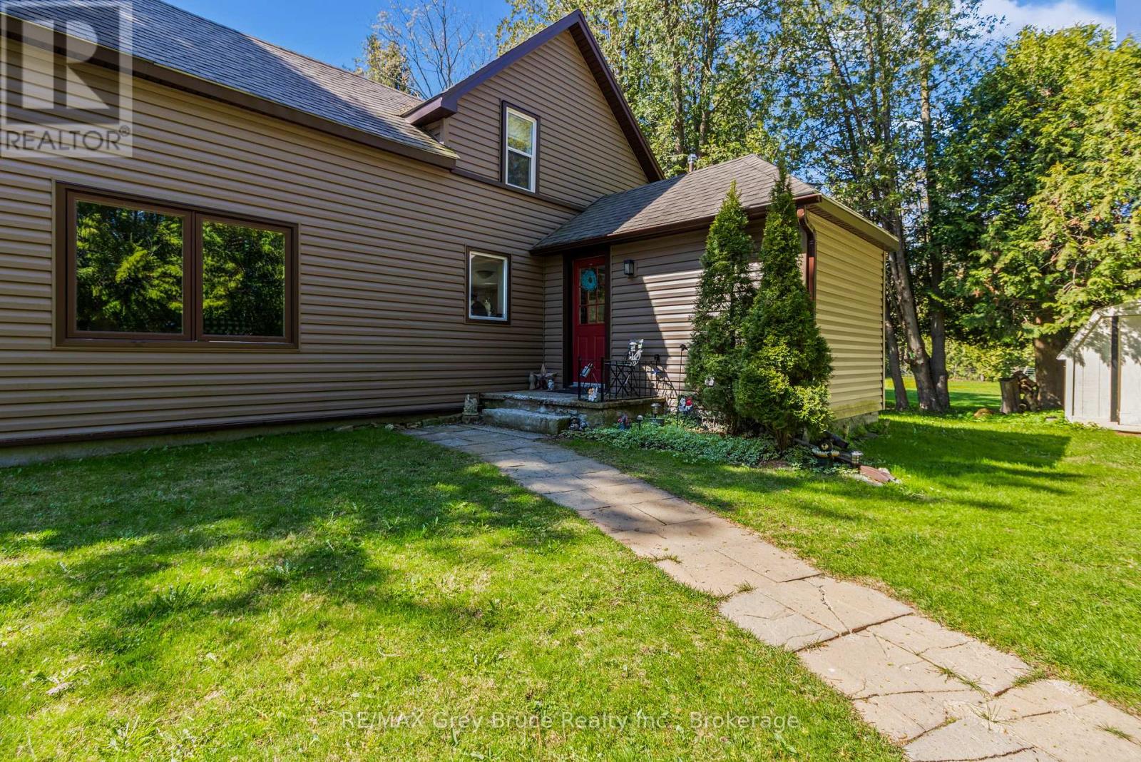 1201 Highway 6, South Bruce Peninsula, Ontario  N0H 1X0 - Photo 32 - X12877320