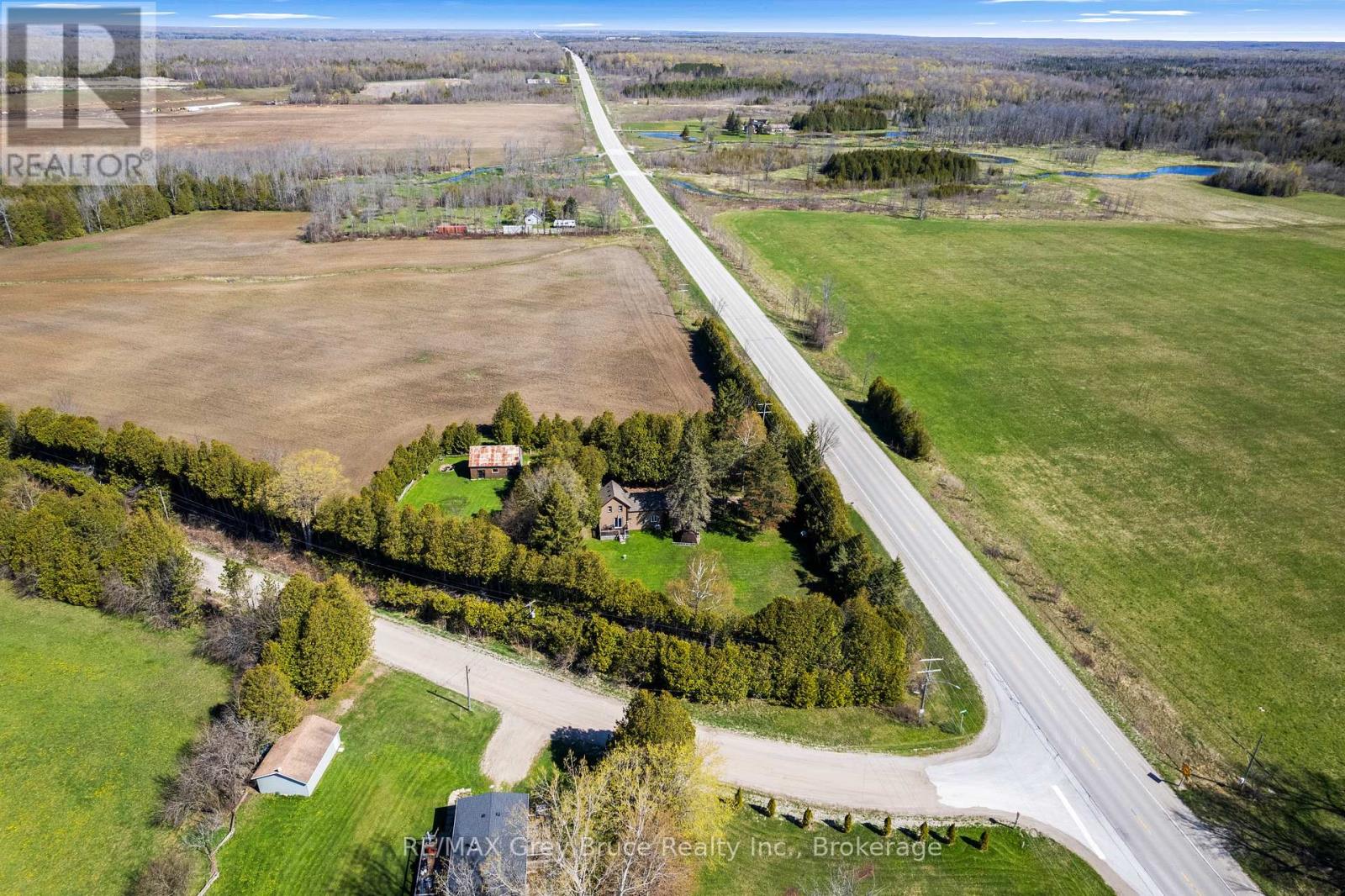 1201 Highway 6, South Bruce Peninsula, Ontario  N0H 1X0 - Photo 41 - X12877320