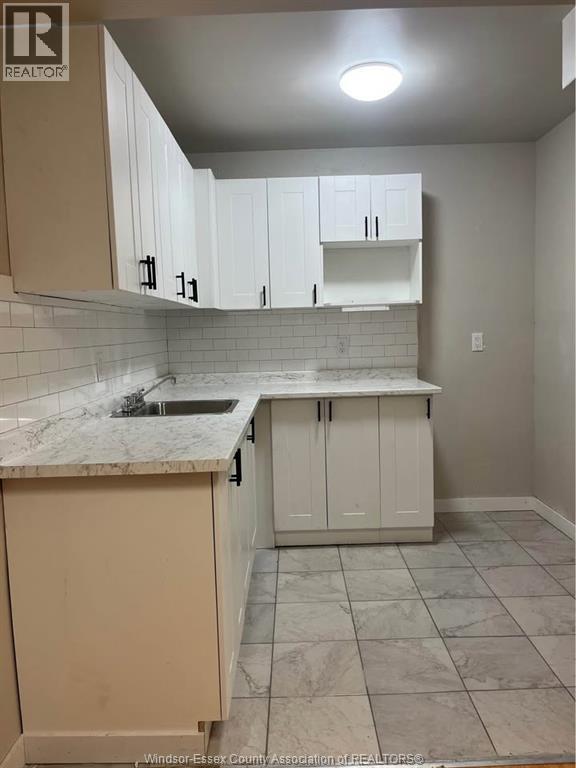 3621 Deerbrook Drive Unit# Lower, Windsor, Ontario  N8R 2E6 - Photo 5 - 26012107