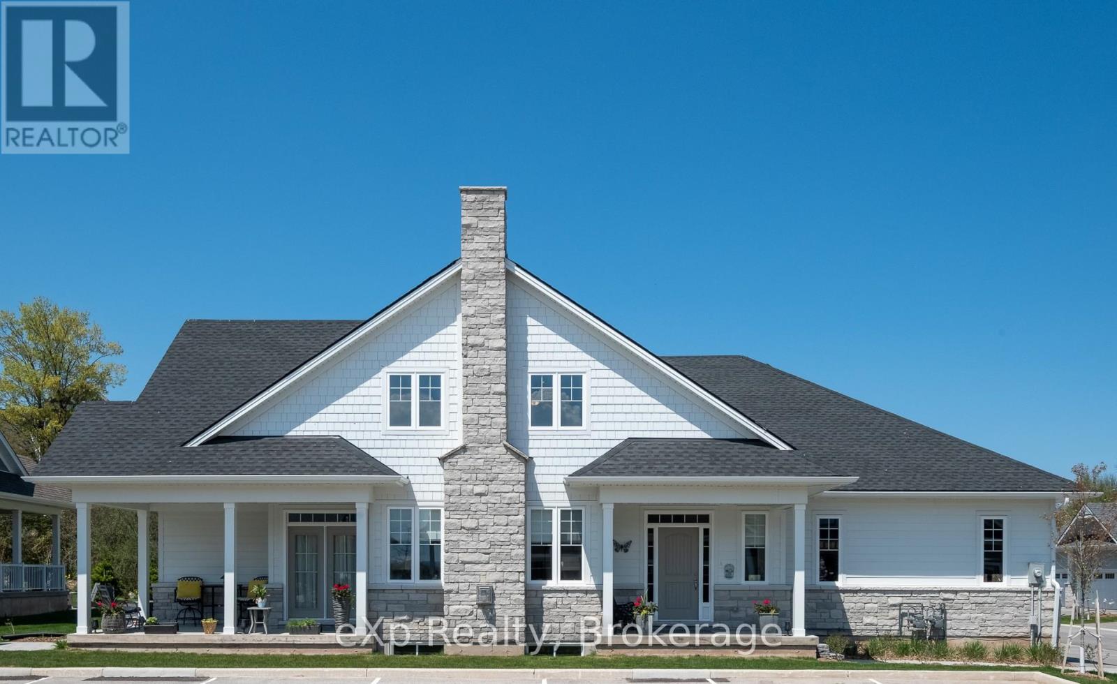 300 Sandpiper Lane, Georgian Bluffs, Ontario  N0H 1S0 - Photo 3 - X12996260