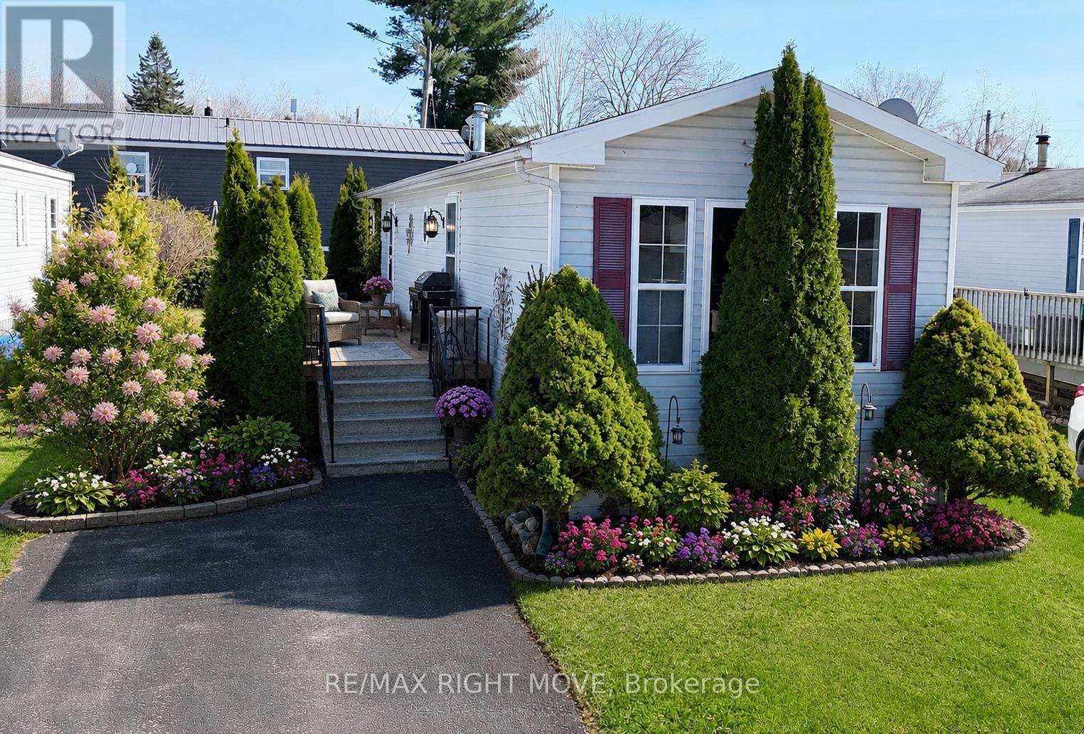 1304 MADISON STREET, Severn, Ontario
