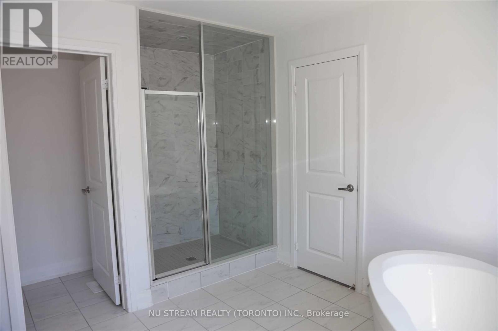5 Red Rose Lane, East Gwillimbury, Ontario  L9N 0V1 - Photo 13 - N13171424