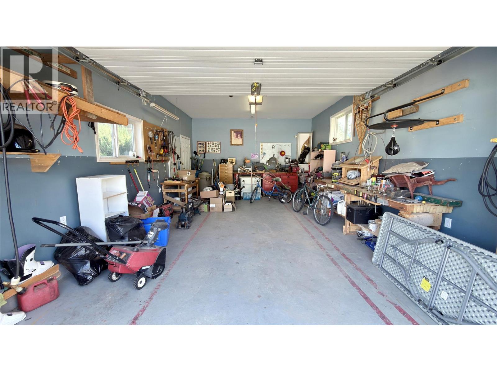 816 Division Street, Midway, British Columbia  V0H 1M0 - Photo 6 - 10387037