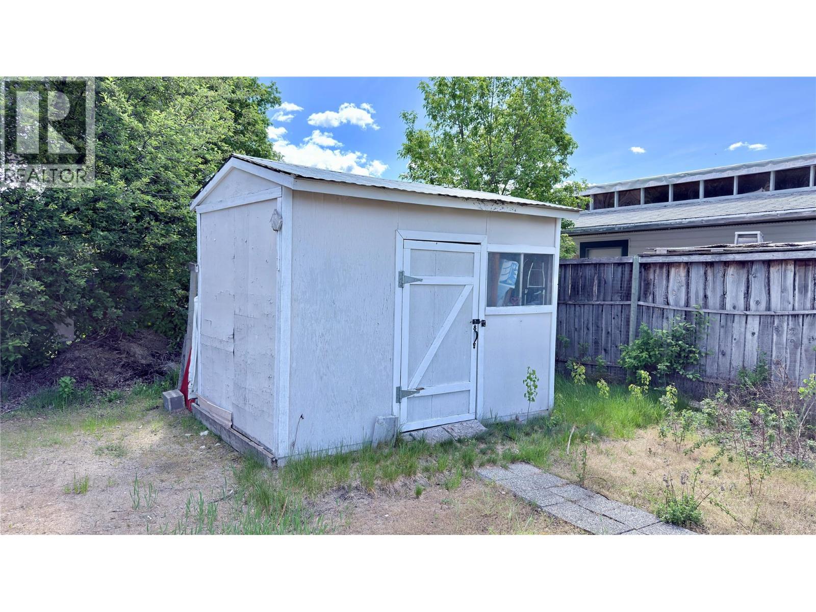 816 Division Street, Midway, British Columbia  V0H 1M0 - Photo 15 - 10387037